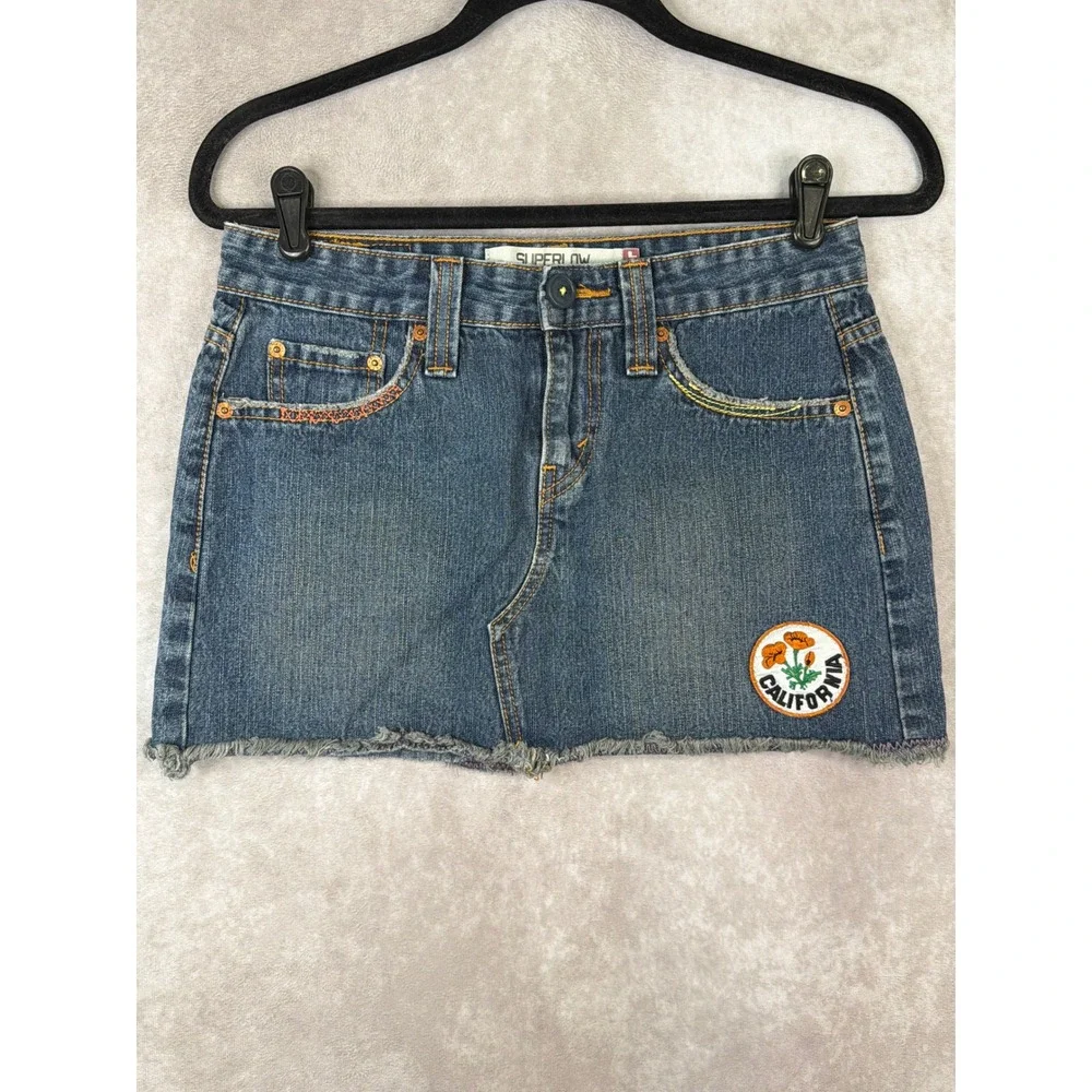 Levi's Mini Skirt Womens 3 Blue 518 Superlow‎ California Patch Raw Hem Denim